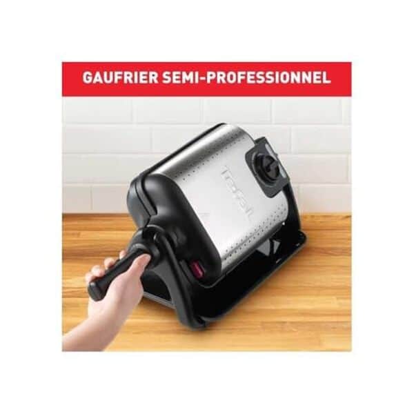Découvrez notre test complet du gaufrier Tefal King Size WM756D12 : puissance 1200 W, poignée rotative pour des gaufres parfaites. Idéal pour chaque gourmand.