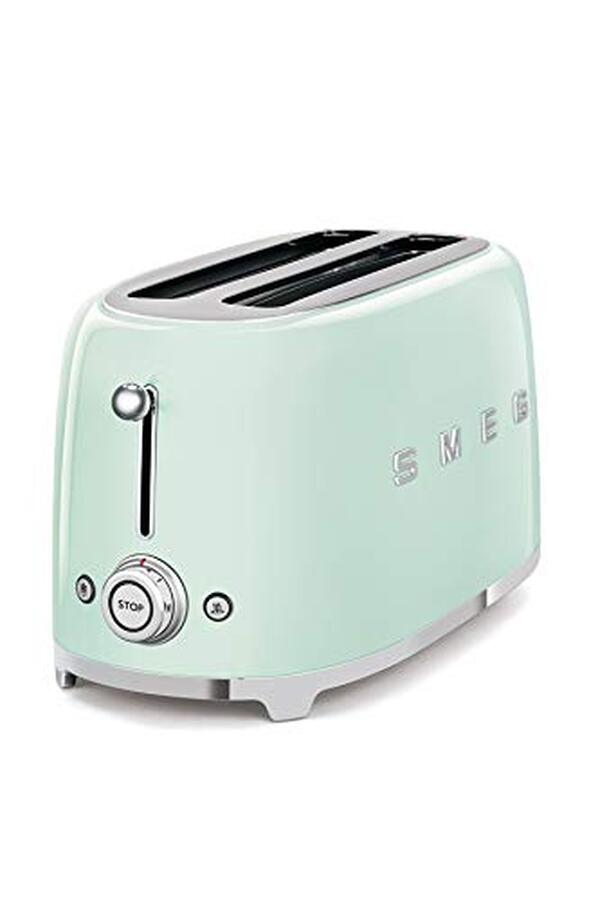 Découvrez l'expertise et le design du grille-pain Smeg TSF02PGEU 4 tranches vert pastel : un électroménager alliant style rétro et performances exceptionnelles pour votre cuisine.