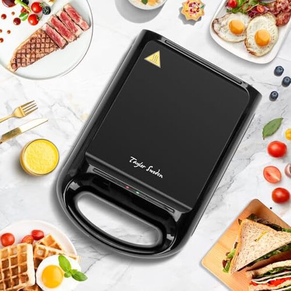 Découvrez notre test complet de l'appareil 3 en 1 Taylor Swoden Bruno 1200W pour sandwiches et gaufres. Avis, performances et verdict sur ce multifonction pratique. 