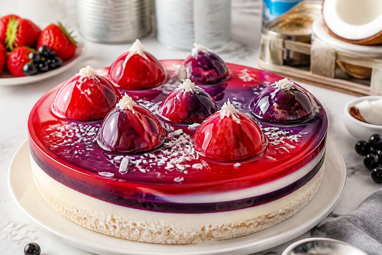 Recette d'entremets fraise, cassis et noix de coco : les tétons de Vénus