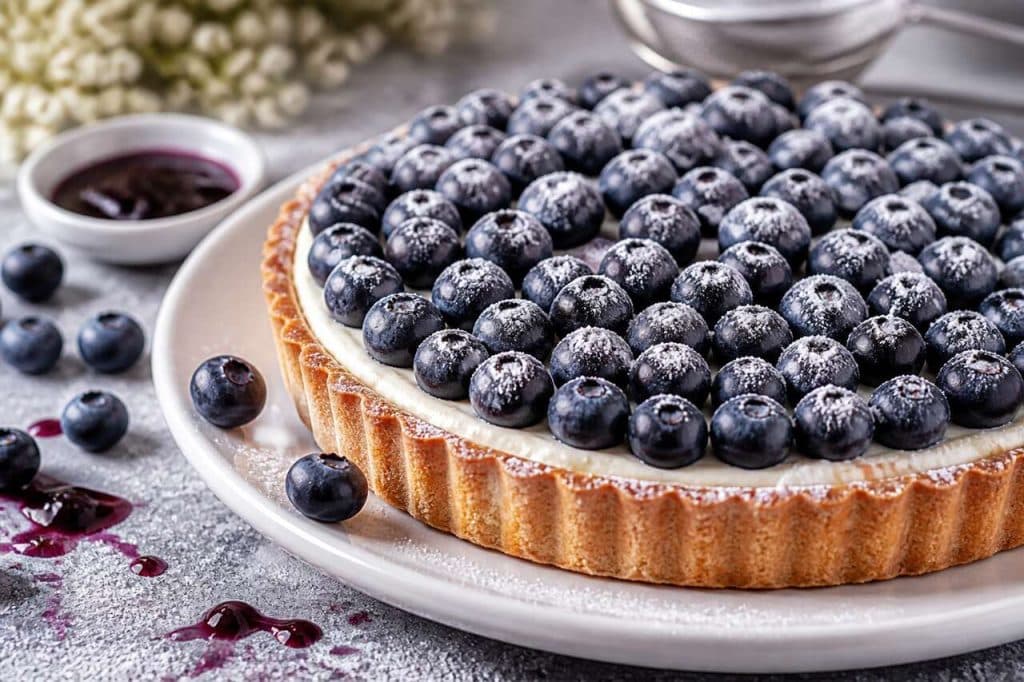 Tarte aux myrtilles et crème diplomate à la vanille