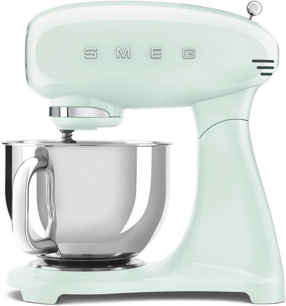 Test : robot pâtissier Smeg SMF03PGEU 800W vert d'eau