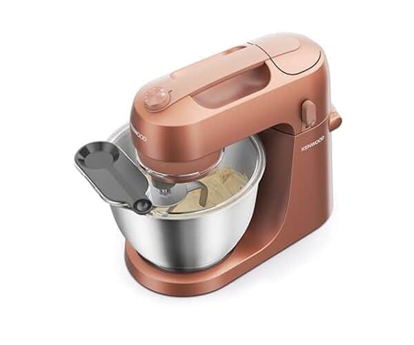 Découvrez notre test détaillé du robot pâtissier Kenwood Go KZM35 : performances, compacité et fonctionnalités pour vos pâtisseries maison.